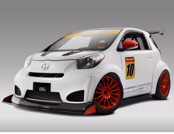 Scion iQ-RS by Michael Chang '11.2011