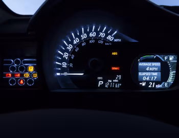 Торпедо 2013 Scion iQ EV '2013