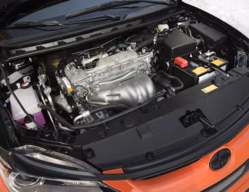Под капотом 2015 Scion tC "Release Series 9.0" '2015