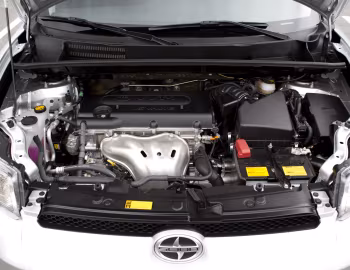 Sob o capô 2011–12 TRD Scion xB '2010–12