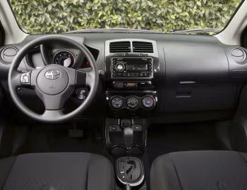 Торпедо 2008–10 Scion xD '2007–10