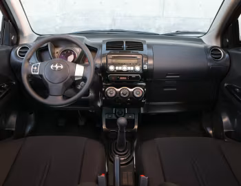 Торпедо 2008–10 Scion xD '2007–10