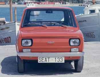 SEAT 133 '1974–77