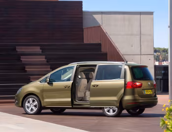 SEAT Alhambra [UK-spec] (7N) '2010–15