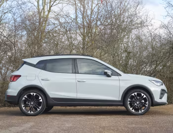 SEAT Arona FR [UK-spec] '2026