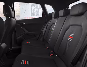 Интерьер SEAT Arona FR [Worldwide] '2017–21