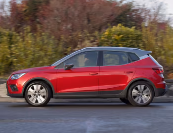 SEAT Arona Xcellence [UK-spec] '2017–21