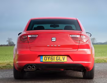SEAT Exeo [UK-spec] '2011–13