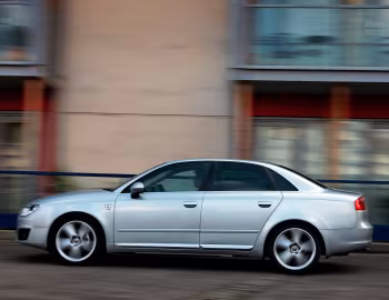 SEAT Exeo [UK-spec] '2009–11