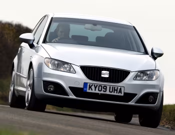 SEAT Exeo [UK-spec] '2009–11