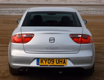 SEAT Exeo [UK-spec] '2009–11