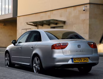 SEAT Exeo [UK-spec] '2009–11