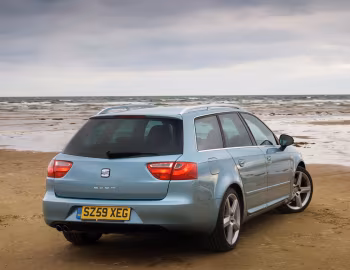SEAT Exeo ST [UK-spec] '2009–11