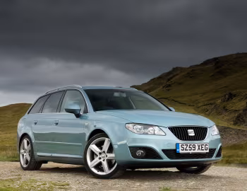SEAT Exeo ST [UK-spec] '2009–11