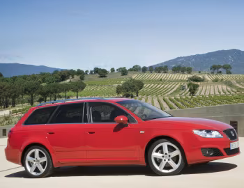 SEAT Exeo ST 2.0 TDI [Worldwide] '06.2009–09.2011