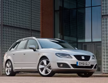 SEAT Exeo ST [UK-spec] '2011–13