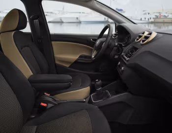 Інтер'єр SEAT Ibiza '2015–17