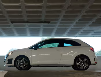 SEAT Ibiza Bocanegra [UK-spec] '2009–12
