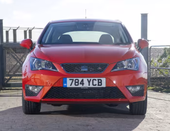 SEAT Ibiza FR [UK-spec] '2015–17