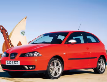 SEAT Ibiza FR 3-door [UK-spec] (6L) '2004–06