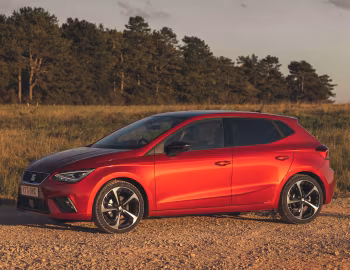 SEAT Ibiza FR [UK-spec] '2021–25