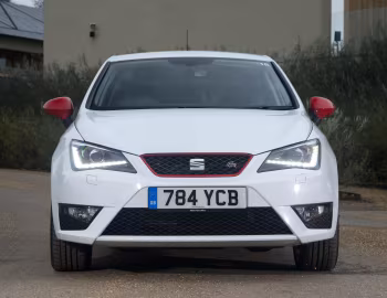 SEAT Ibiza FR "Red Edition" [UK-spec] '09.2015–10.2016