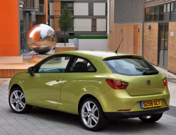 SEAT Ibiza SC [UK-spec] '2008–12