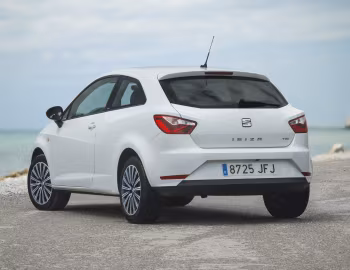 SEAT Ibiza SC "Connect" '09.2015–10.2016