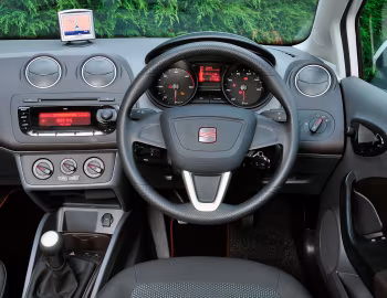 Торпедо SEAT Ibiza SC Ecomotive [UK-spec] '2009–12