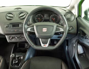 Торпедо SEAT Ibiza SC FR [UK-spec] '2012–15