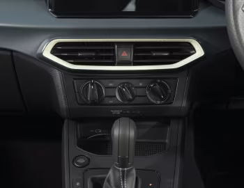 Interior SEAT Ibiza SE [UK-spec] '2026