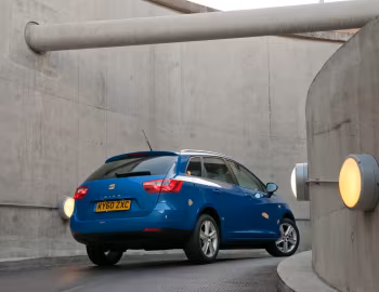 SEAT Ibiza ST [UK-spec] '2010–12