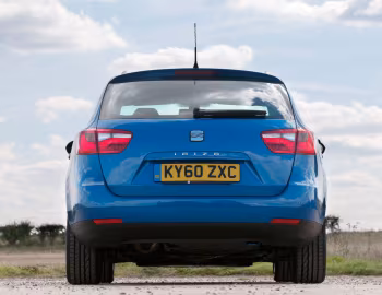 SEAT Ibiza ST [UK-spec] '2010–12