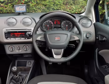 Торпедо SEAT Ibiza ST [UK-spec] '2012–15