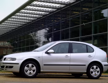SEAT León [UK-spec] (1M) '2003–05