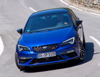 SEAT León Cupra 300 [Worldwide] (5F) '2017–20