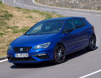 SEAT León Cupra 300 [Worldwide] (5F) '2017–20