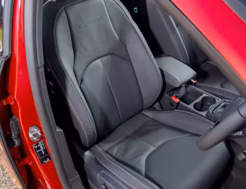 Интерьер SEAT León Cupra 300 [UK-spec] (5F) '2017–20