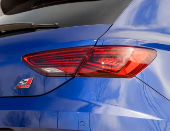 SEAT León Cupra 300 [UK-spec] (5F) '2017–20