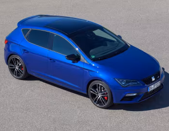 SEAT León Cupra 300 [Worldwide] (5F) '2017–20