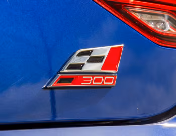 SEAT León Cupra 300 [UK-spec] (5F) '2017–20