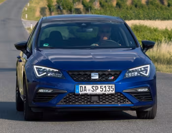SEAT León Cupra 300 [Worldwide] (5F) '2017–20