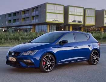 SEAT León Cupra 300 [Worldwide] (5F) '2017–20