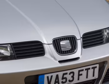 SEAT León Cupra R [UK-spec] (1M) '2003–05