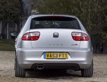 SEAT León Cupra R [UK-spec] (1M) '2003–05