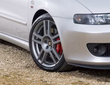 SEAT León Cupra R [UK-spec] (1M) '2003–05