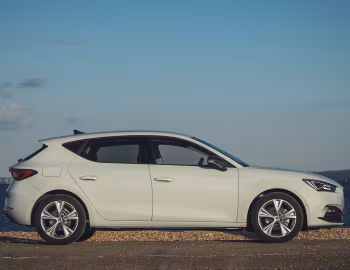 SEAT León FR [UK-spec] '2020–н.в.
