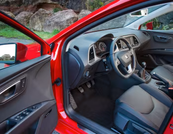 Інтэр'ер SEAT León FR [Worldwide] (5F) '2012–16
