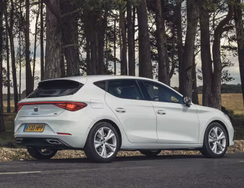 SEAT León FR [UK-spec] '2020–pr.