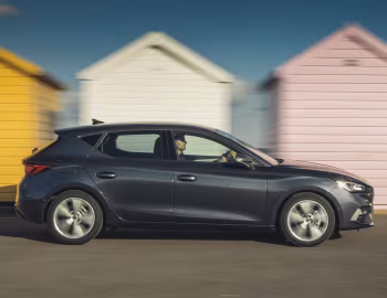 SEAT León FR [UK-spec] '2020–pr.